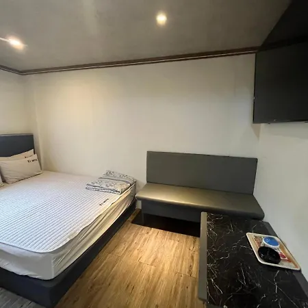 K9 Motel